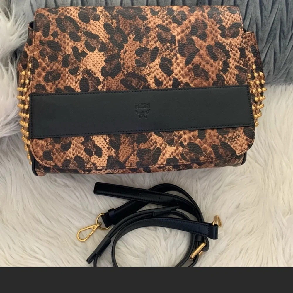 NWOT MCM limited Leopard 2 Way - Picture 1 of 16